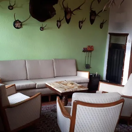 Kleine Ferienwohnung Jagdzimmer Auf Bauernhof In Alleinlage דירה *