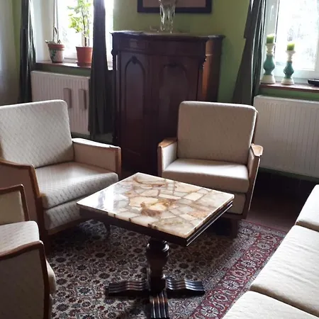 Kleine Ferienwohnung Jagdzimmer Auf Bauernhof In Alleinlage דירה *