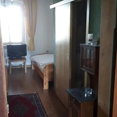 Kleine Ferienwohnung Jagdzimmer Auf Bauernhof In Alleinlage * Kattenstiegs-Muhle
