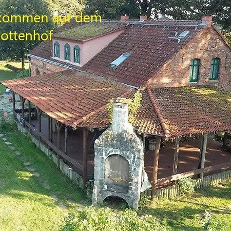 Kleine Ferienwohnung Jagdzimmer Auf Bauernhof In Alleinlage Kattenstiegs-Muhle