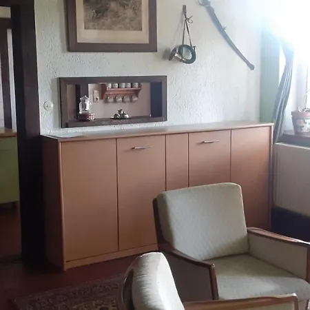 Kleine Ferienwohnung Jagdzimmer Auf Bauernhof In Alleinlage דירה